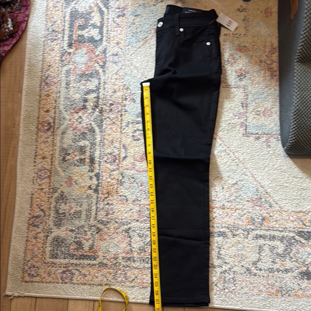 GAP Black Skinny Jeans